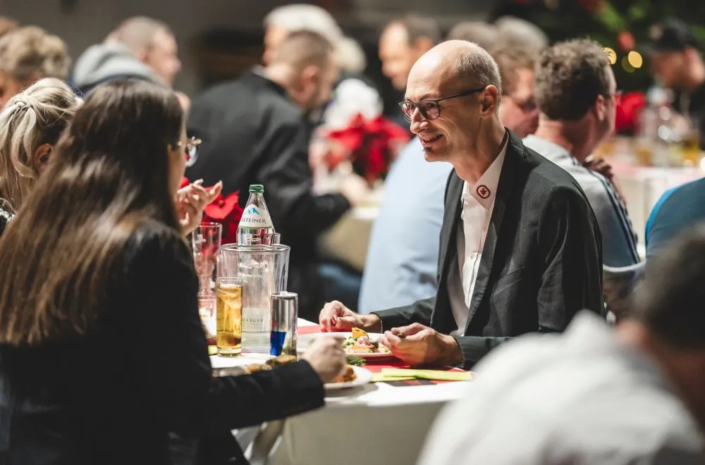 Insights | Unsere Weihnachtsfeier | REDER Transportlogistik++