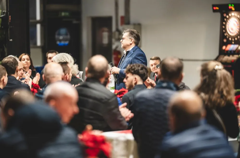 Insights | Unsere Weihnachtsfeier | REDER Transportlogistik++