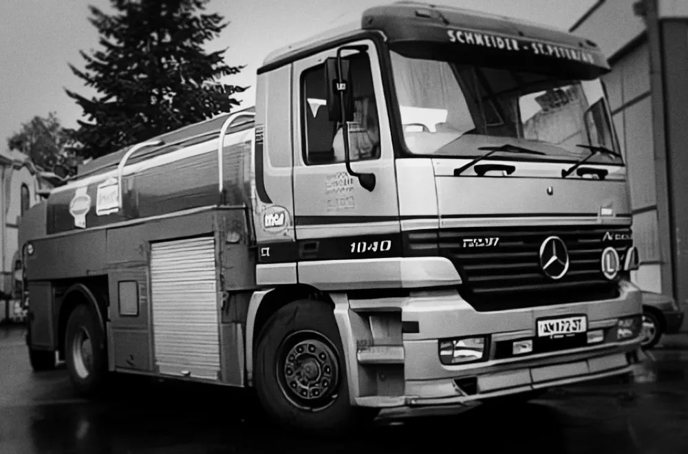 Geschichte | Jahr 2000 | REDER Transportlogistik++ Geschichte | Jahr 2000 | REDER Transportlogistik++